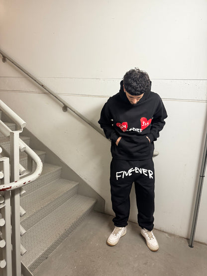 Greater Than 4 - Sweats Black